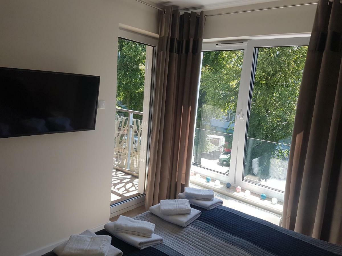 Apartament Baltyk Nadmorskie Tarasy Z Parkingiem Kolobrzeg Ngoại thất bức ảnh
