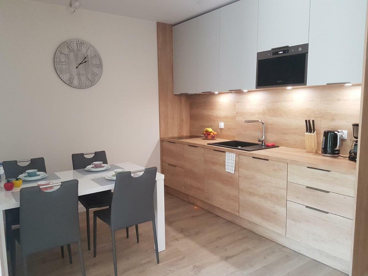 Apartament Baltyk Nadmorskie Tarasy Z Parkingiem Kolobrzeg Ngoại thất bức ảnh
